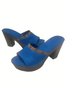 Sandra Faux Suede Platform 4” Heels Women’s Sz 8 Blue Open‎ Toe Embroidered Boho